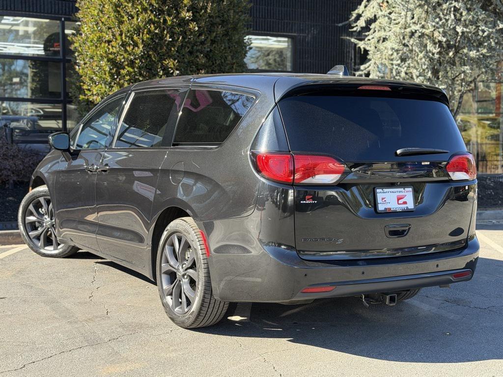 used 2020 Chrysler Pacifica car, priced at $11,985