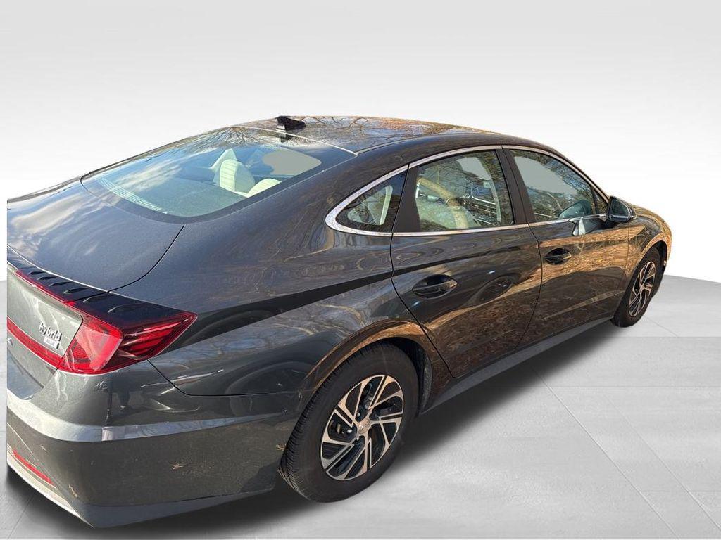 used 2022 Hyundai Sonata Hybrid car, priced at $14,557