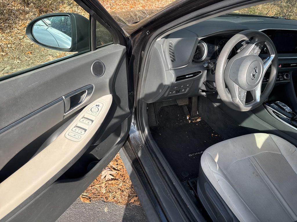 used 2022 Hyundai Sonata Hybrid car, priced at $14,557