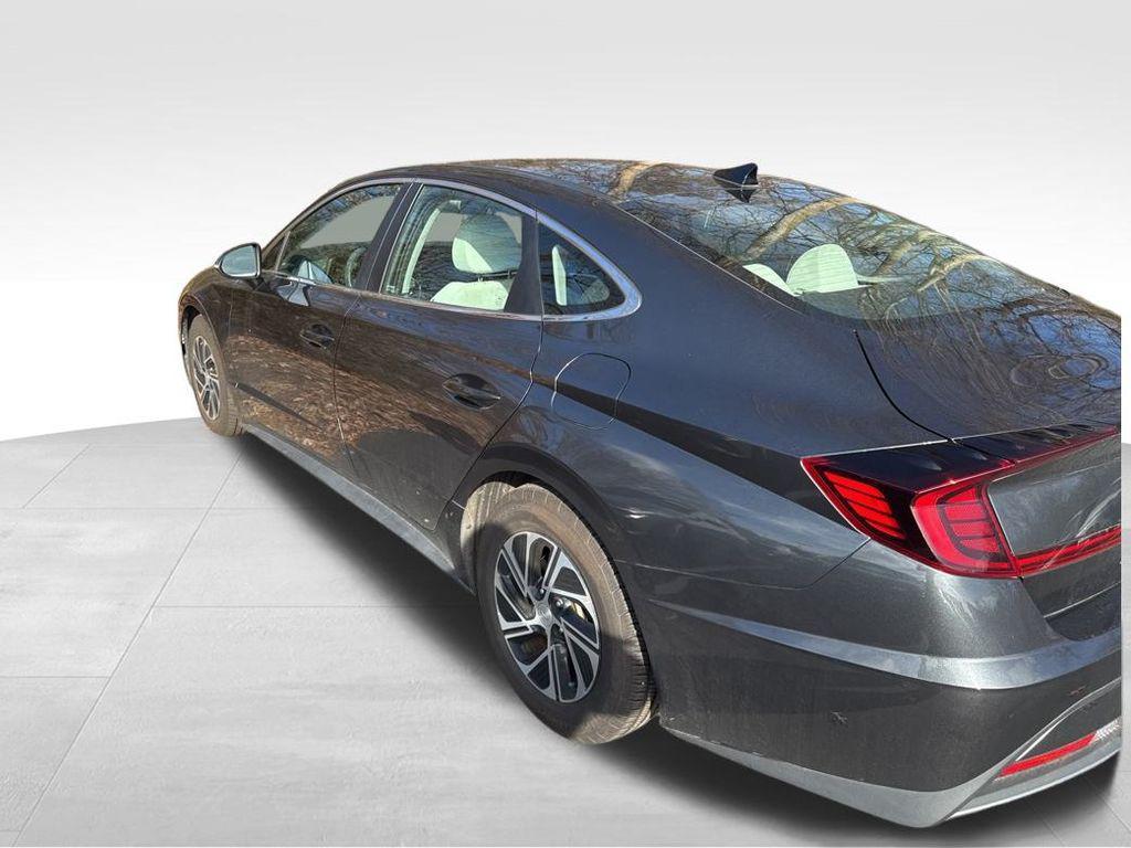 used 2022 Hyundai Sonata Hybrid car, priced at $14,557