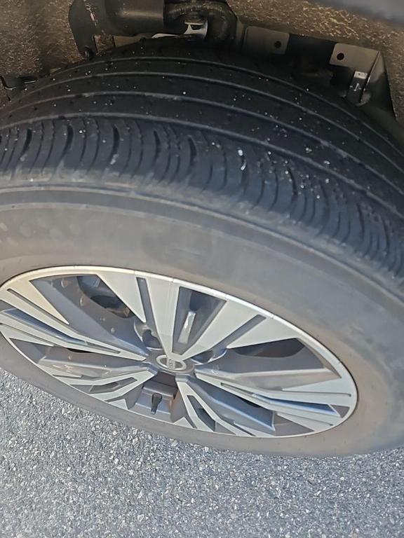 used 2021 Nissan Rogue car, priced at $17,557