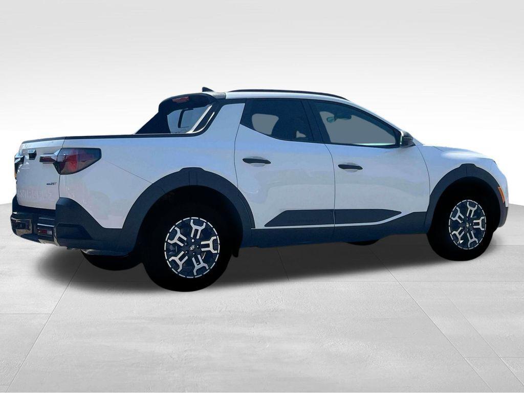 used 2025 Hyundai SANTA CRUZ car, priced at $37,999