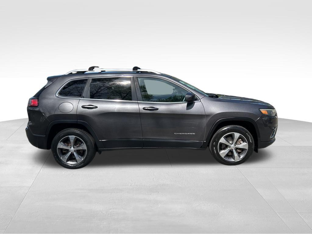 used 2019 Jeep Cherokee car, priced at $18,617