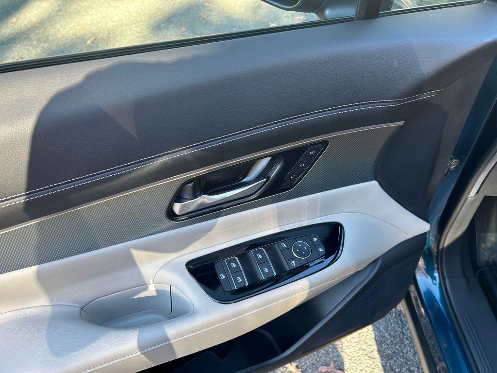 used 2025 Nissan Murano car, priced at $37,685