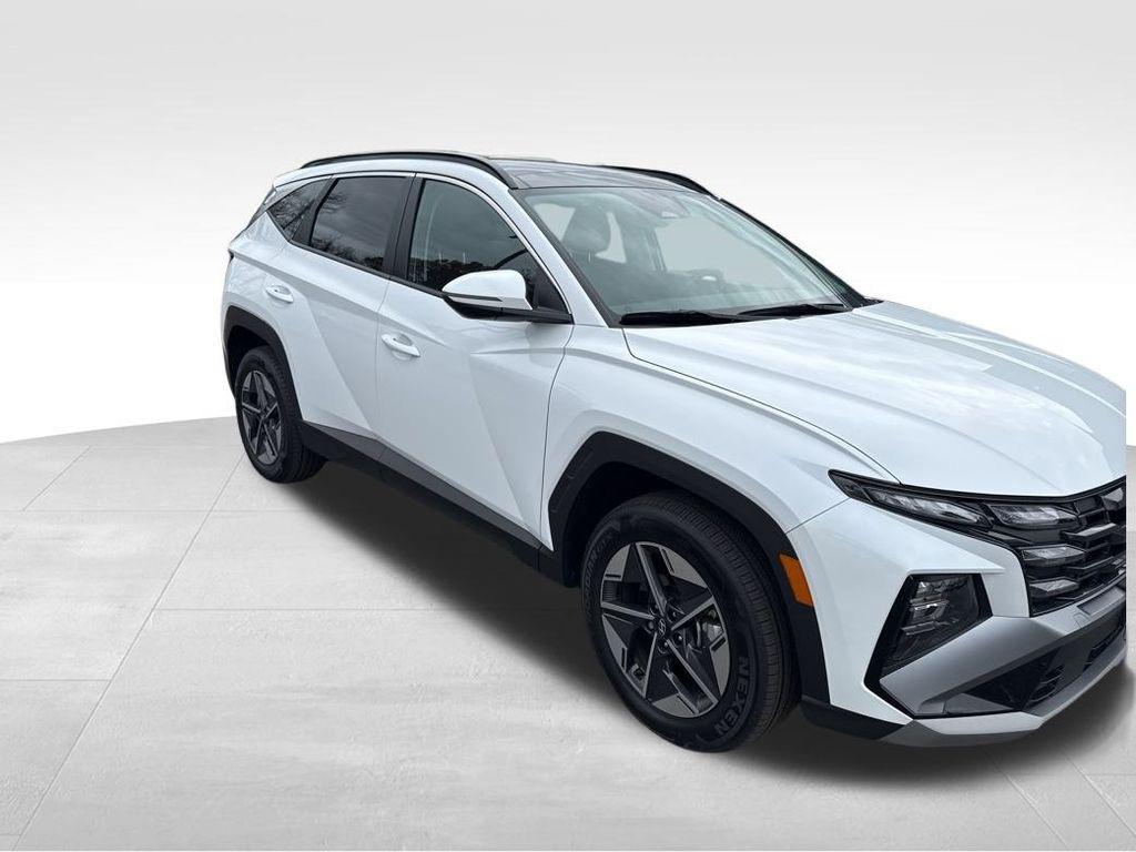 used 2025 Hyundai TUCSON Hybrid car, priced at $32,499