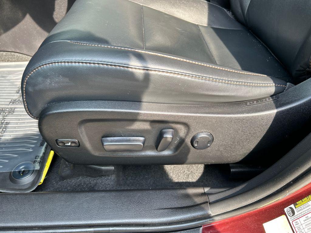 used 2019 Toyota Highlander car, priced at $23,999