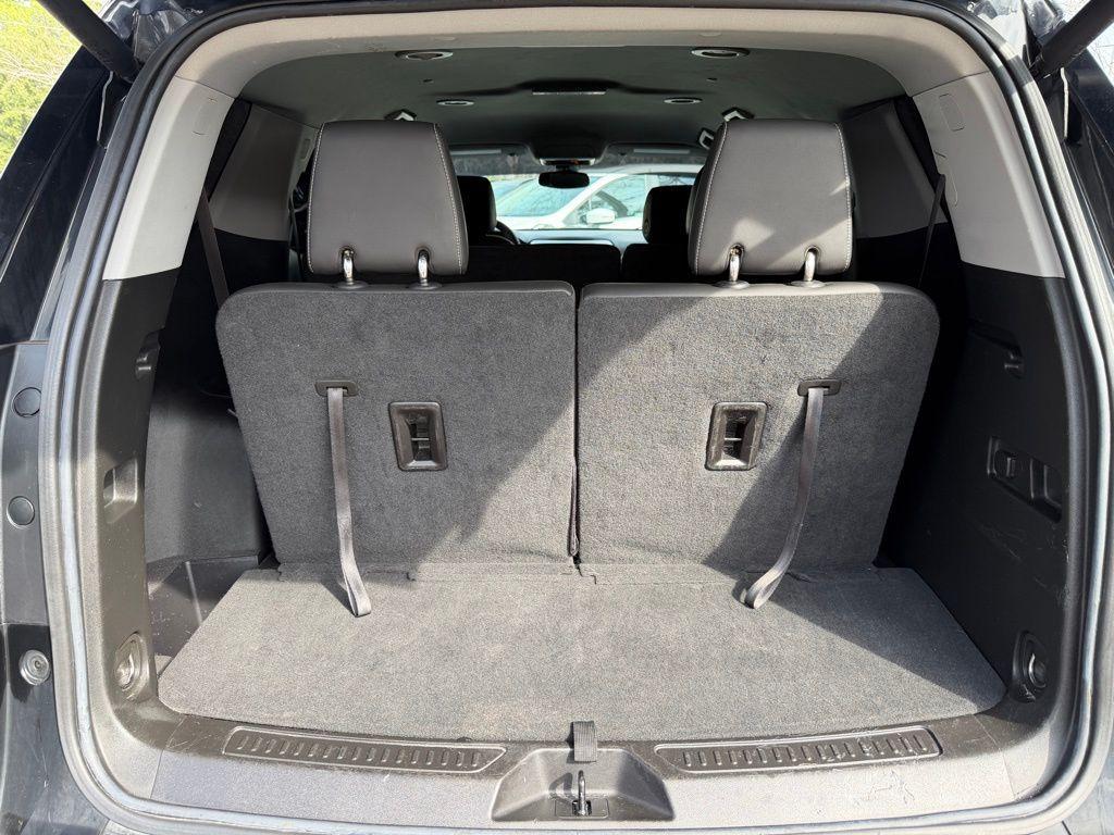 used 2023 GMC Acadia car, priced at $22,616