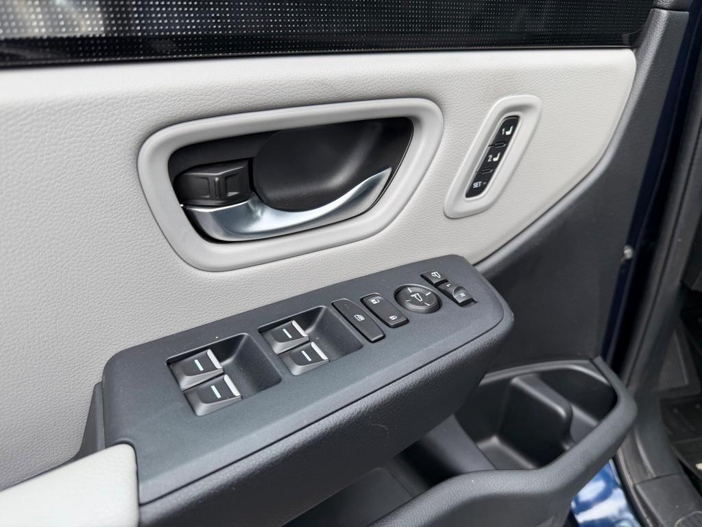 used 2023 Honda Pilot car, priced at $39,217