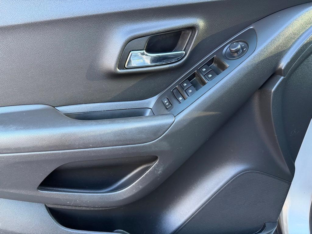 used 2020 Chevrolet Trax car, priced at $10,929