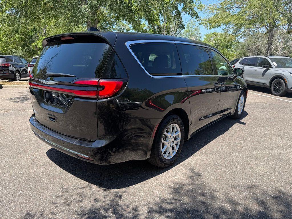 used 2023 Chrysler Pacifica car, priced at $22,160