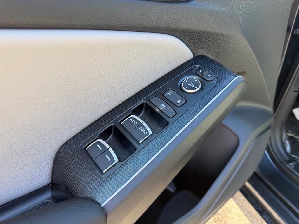 new 2026 Honda Civic Hybrid car, priced at $33,490