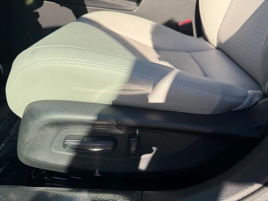 new 2026 Honda Civic Hybrid car, priced at $33,490