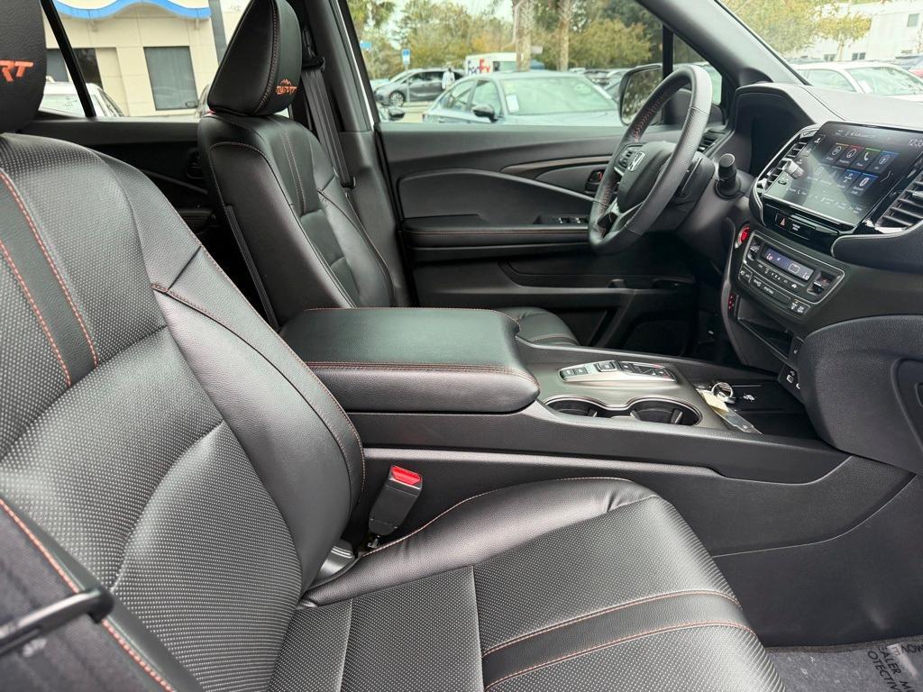 used 2025 Honda Ridgeline car, priced at $38,041