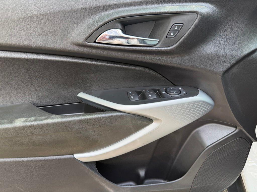 used 2025 Chevrolet Trax car, priced at $20,300
