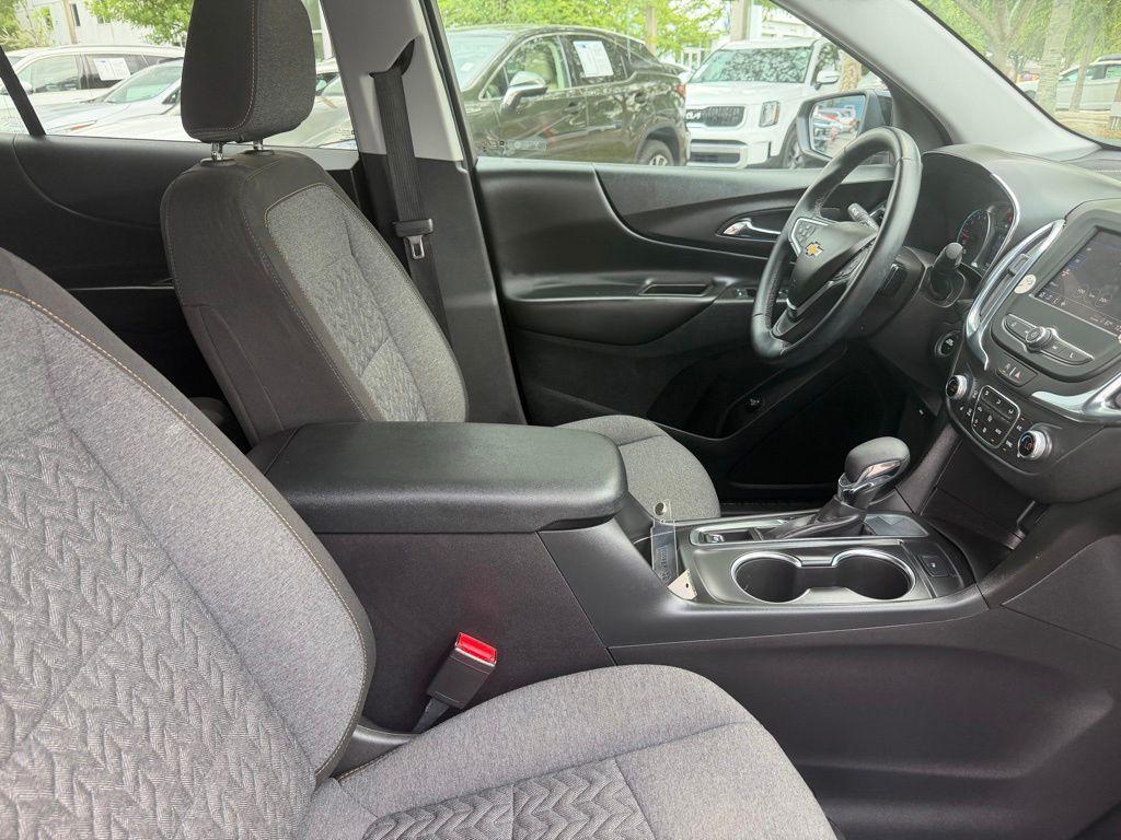 used 2024 Chevrolet Equinox car, priced at $19,739