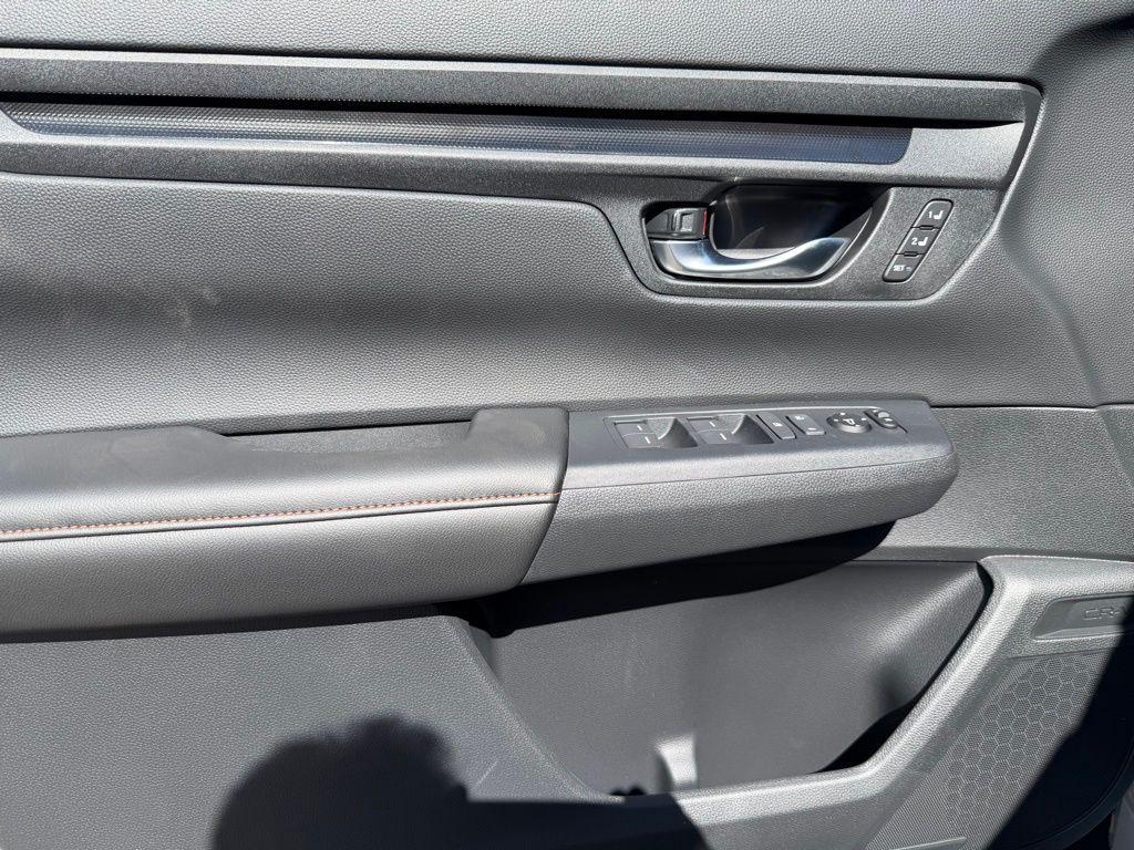 new 2026 Honda CR-V Hybrid car, priced at $40,630