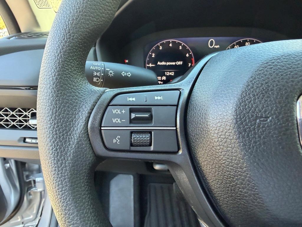 new 2025 Honda Accord car, priced at $31,755