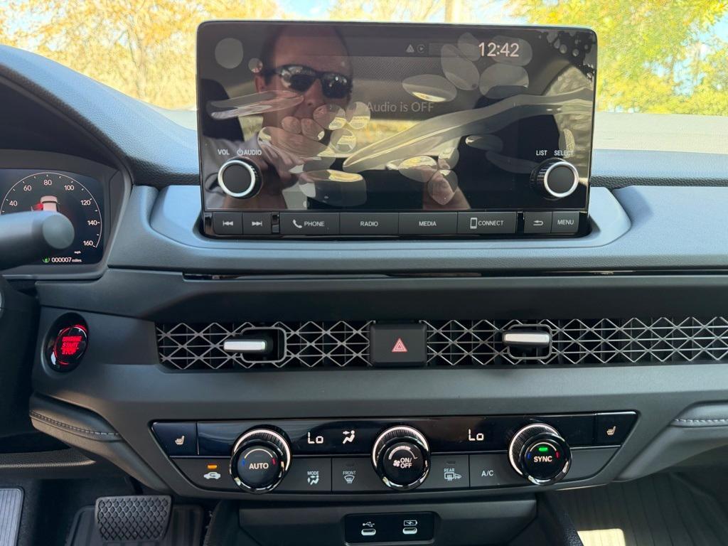 new 2025 Honda Accord car, priced at $31,755