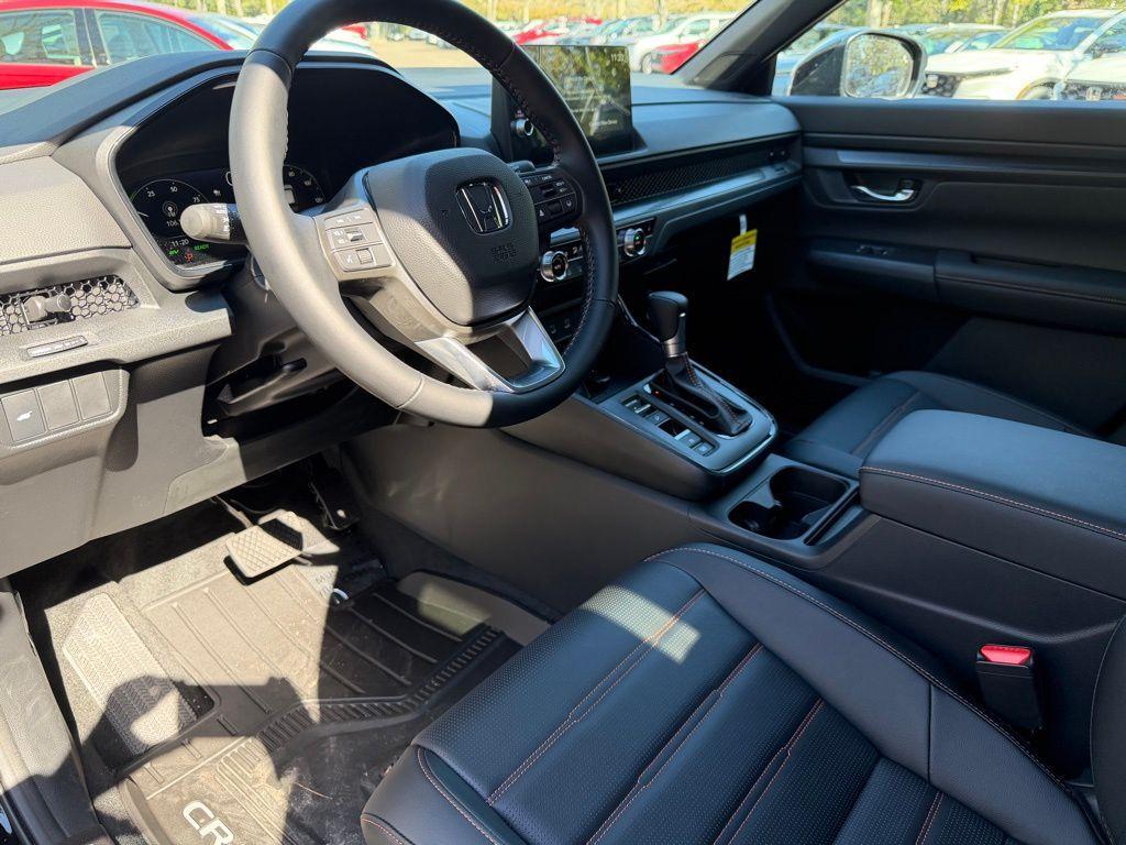 new 2026 Honda CR-V Hybrid car, priced at $40,175