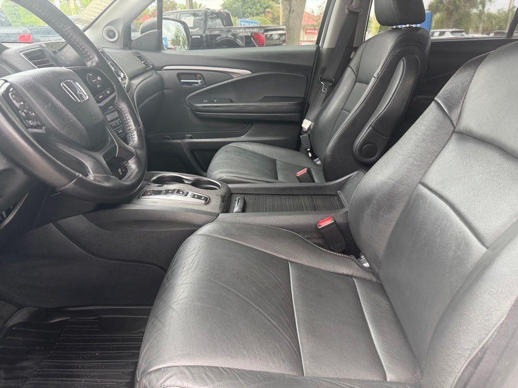 used 2021 Honda Pilot car, priced at $21,000