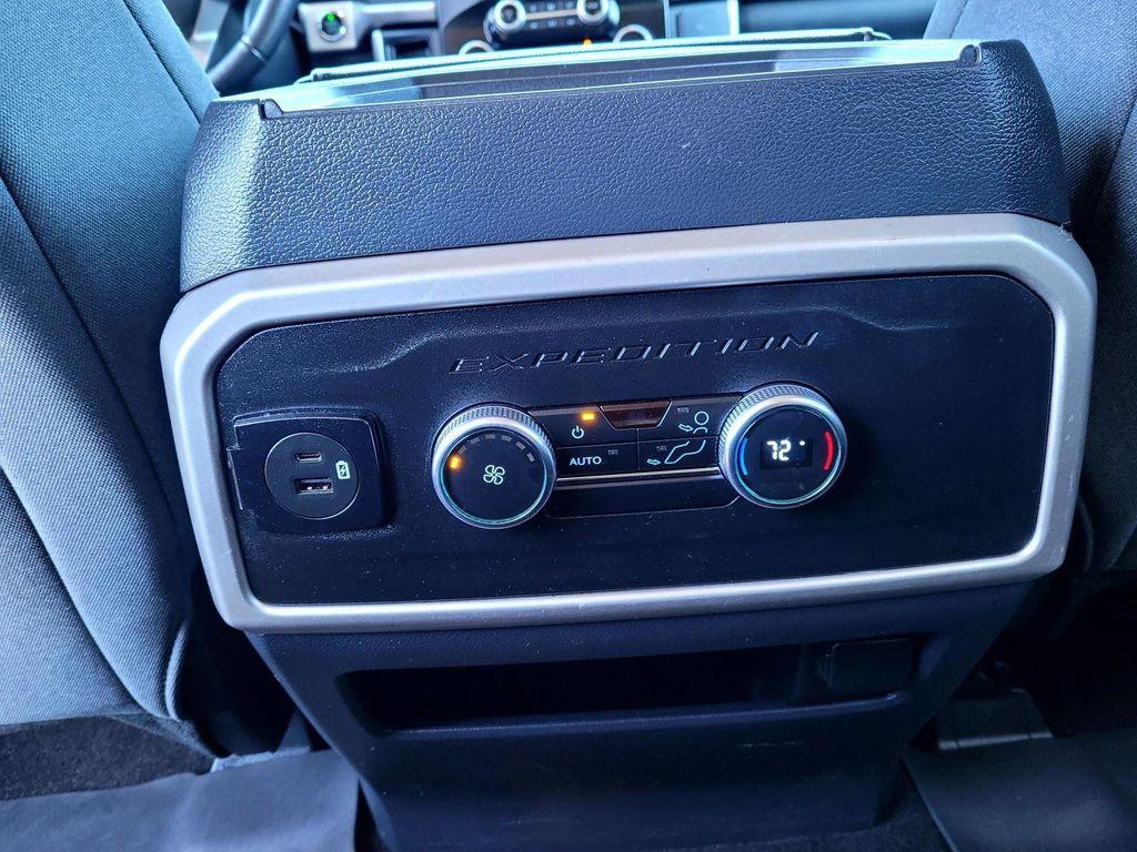 used 2023 Ford Expedition car, priced at $41,895