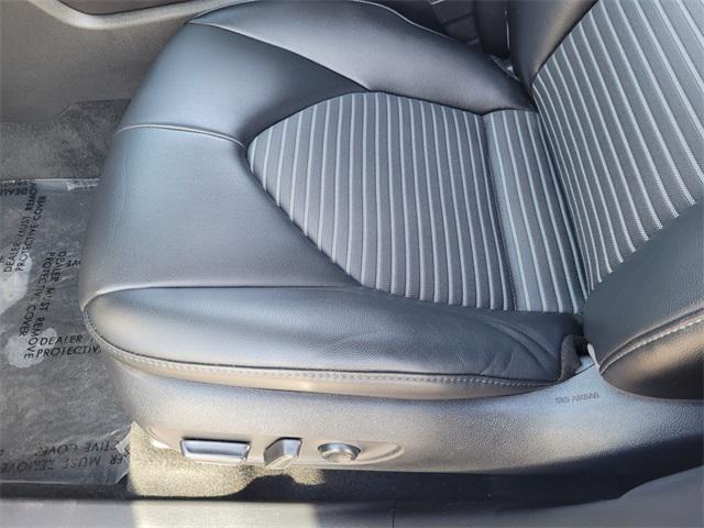 used 2021 Toyota Highlander car, priced at $37,999