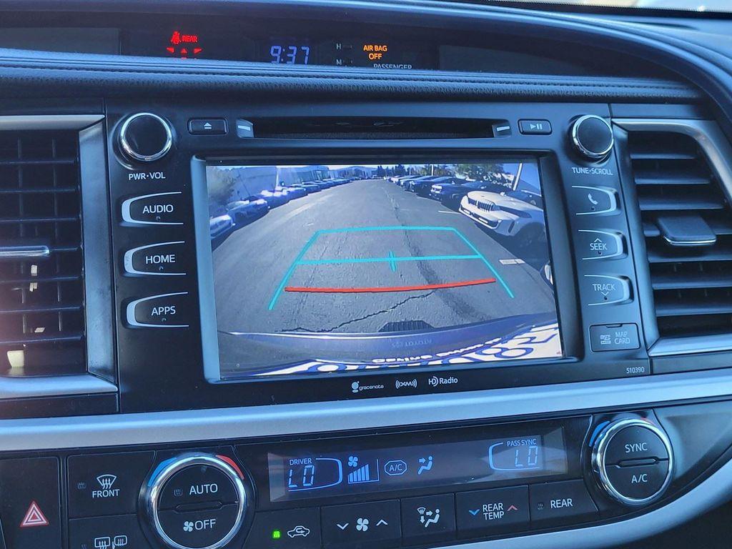 used 2019 Toyota Highlander car, priced at $19,000