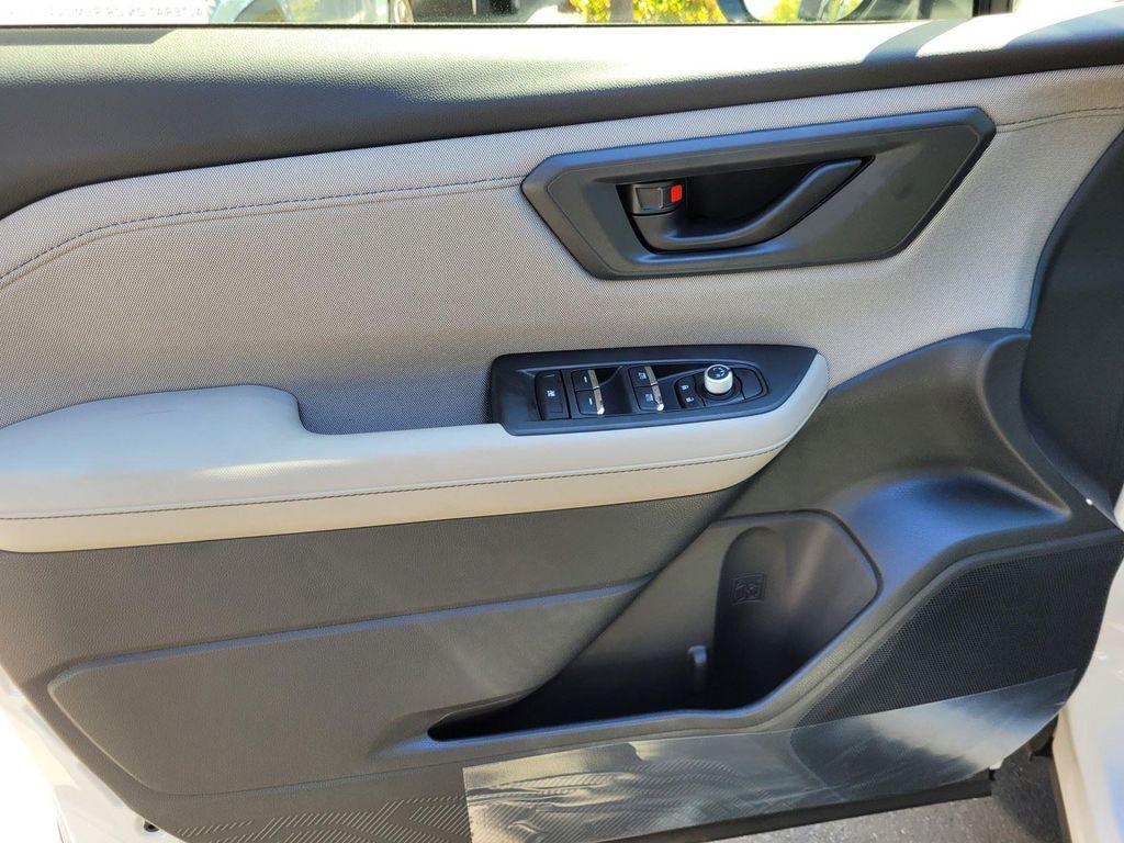 new 2025 Subaru Forester car, priced at $35,252