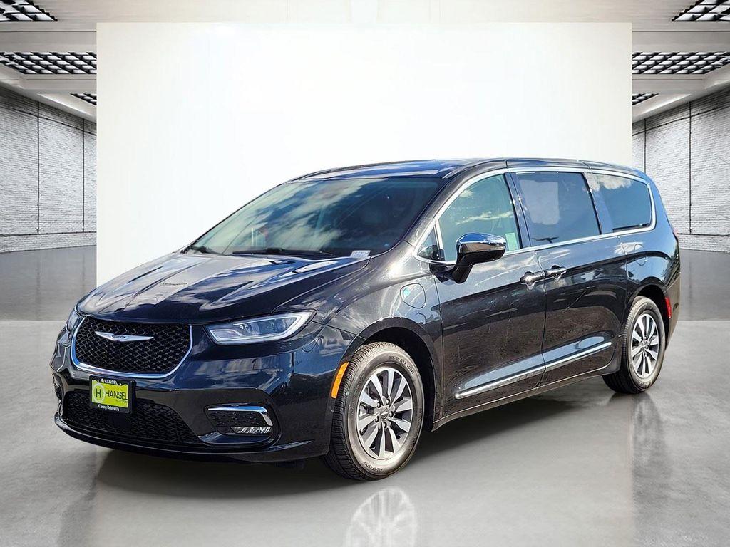 used 2023 Chrysler Pacifica Hybrid car, priced at $27,995