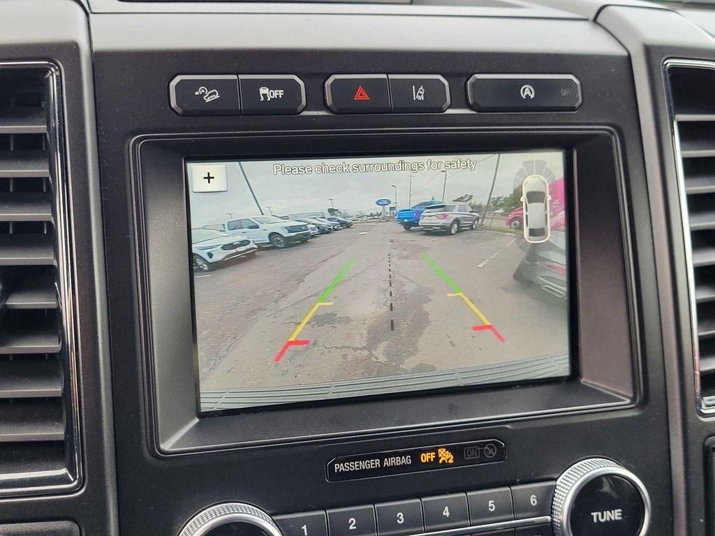 used 2018 Ford Expedition car, priced at $22,999