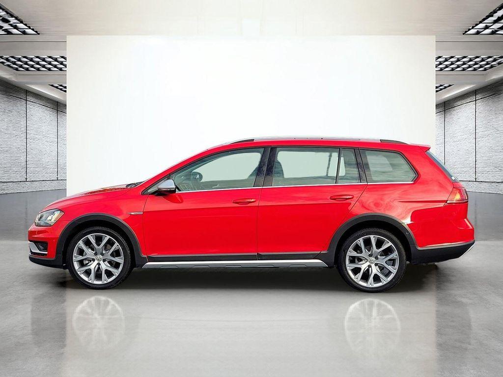 used 2017 Volkswagen Golf Alltrack car, priced at $14,000