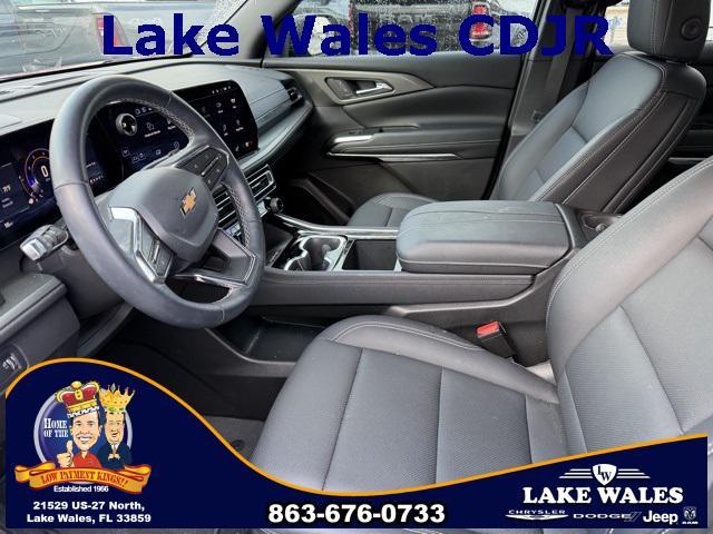 used 2025 Chevrolet Traverse car, priced at $35,616