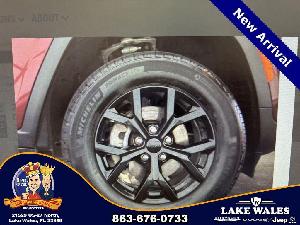 used 2024 Jeep Grand Cherokee car, priced at $33,779