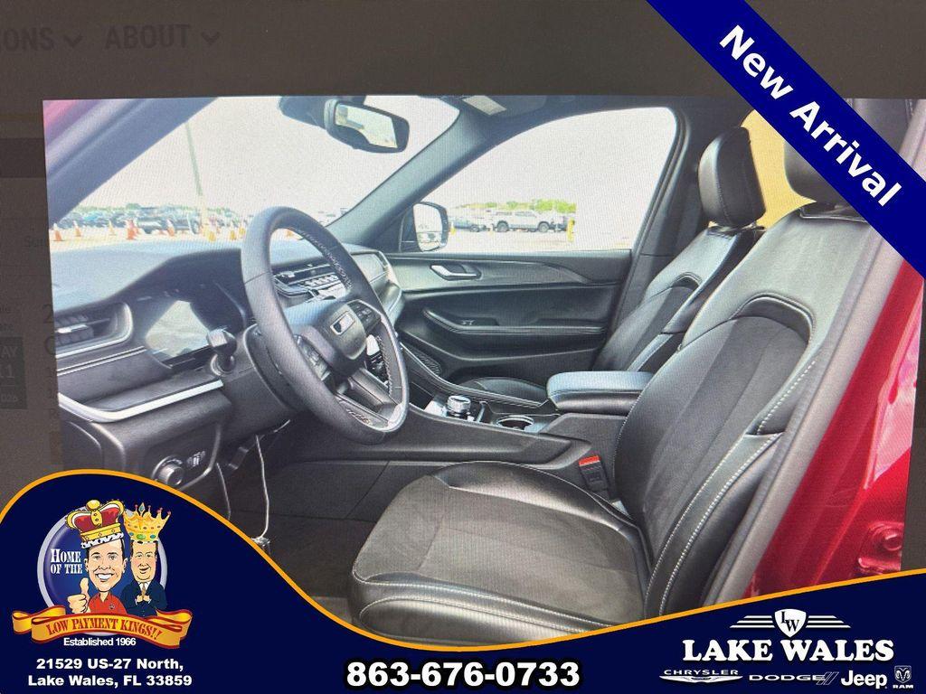 used 2024 Jeep Grand Cherokee car, priced at $33,779