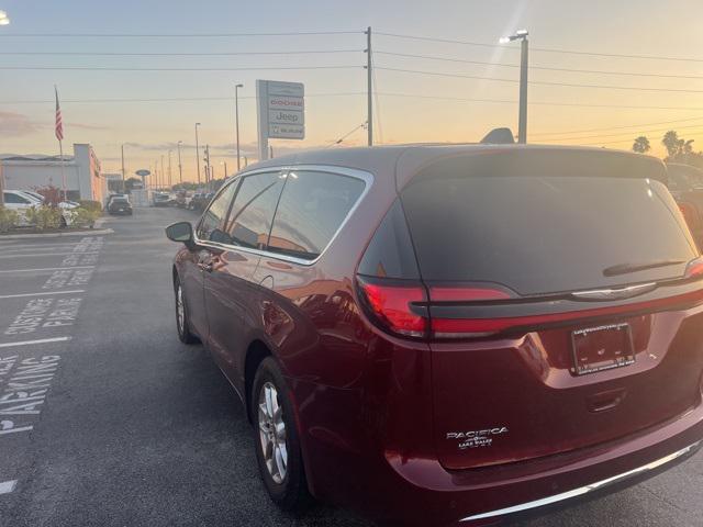 used 2023 Chrysler Pacifica car, priced at $22,550