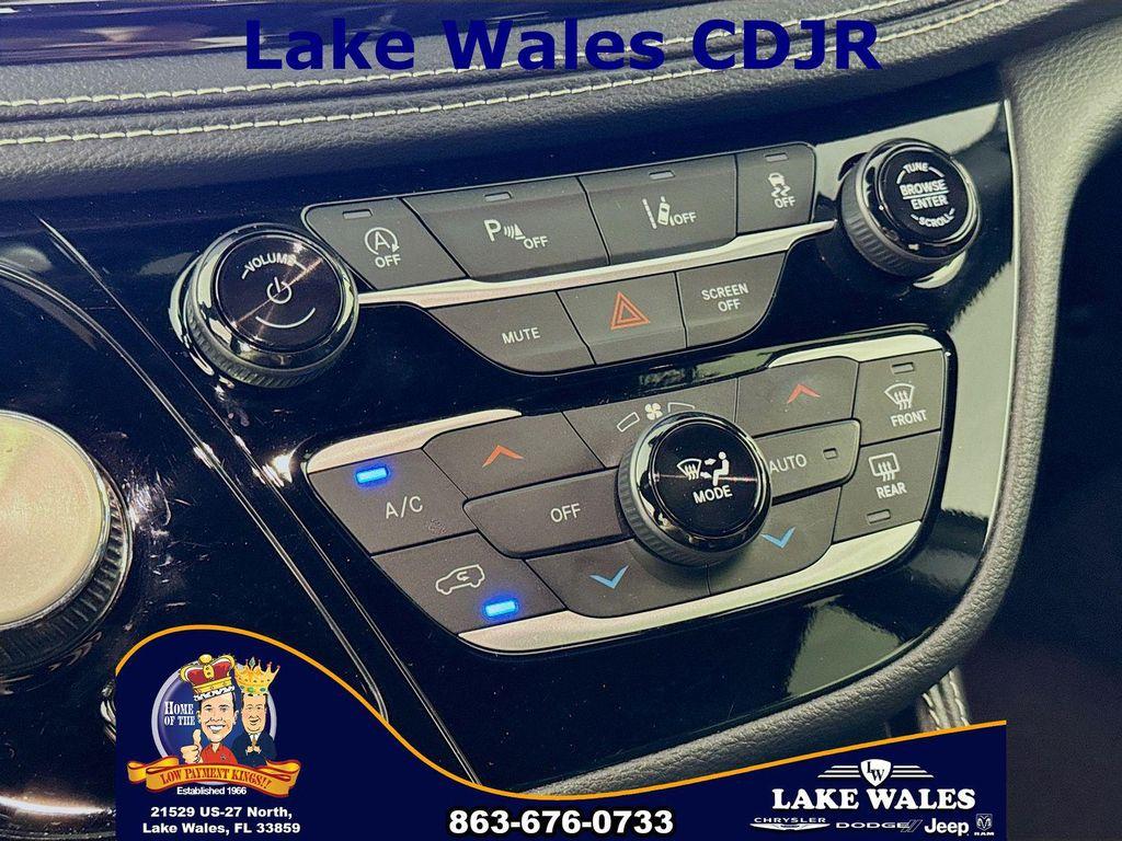 used 2025 Chrysler Pacifica car, priced at $35,900