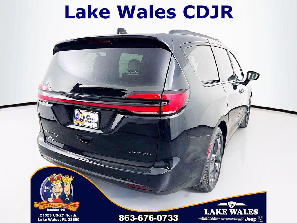 used 2025 Chrysler Pacifica car, priced at $35,900