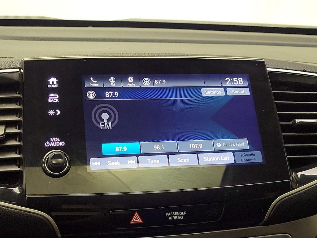 used 2021 Honda Pilot car, priced at $27,998