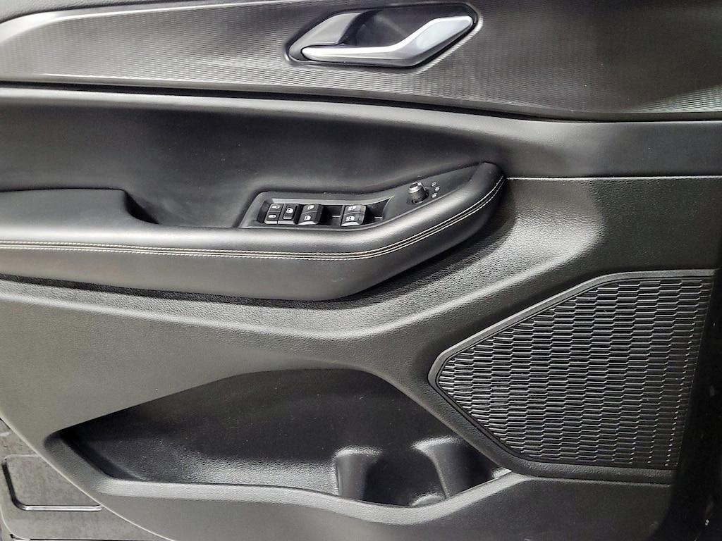 used 2023 Jeep Grand Cherokee car, priced at $26,998