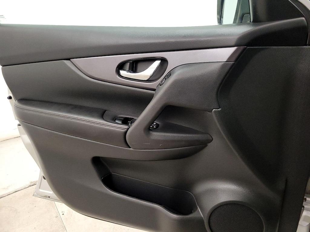 used 2016 Nissan Rogue car, priced at $17,998