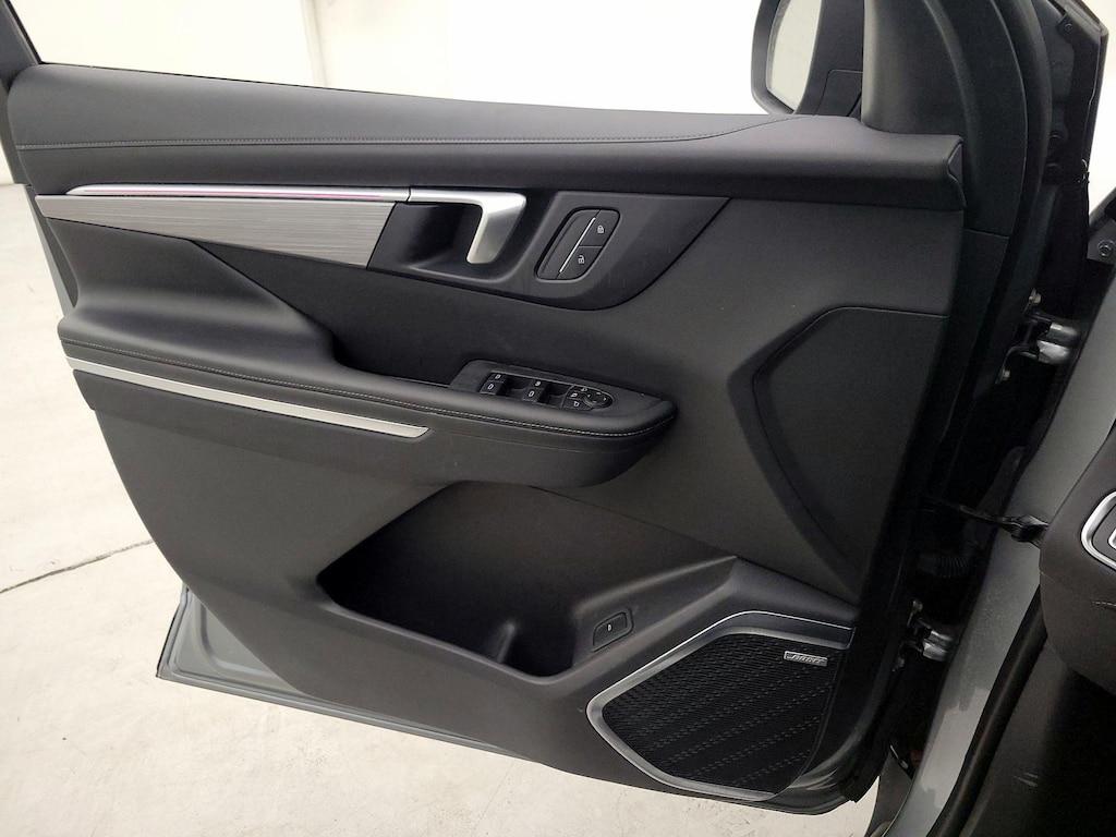 used 2025 Buick Enclave car, priced at $34,998