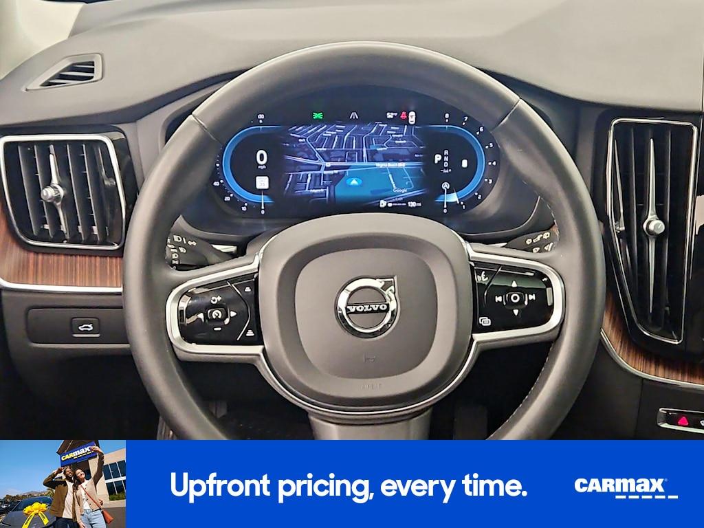 used 2023 Volvo XC60 car, priced at $29,998