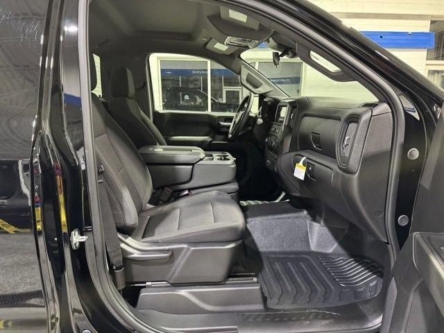 new 2026 Chevrolet Silverado 1500 car, priced at $43,275