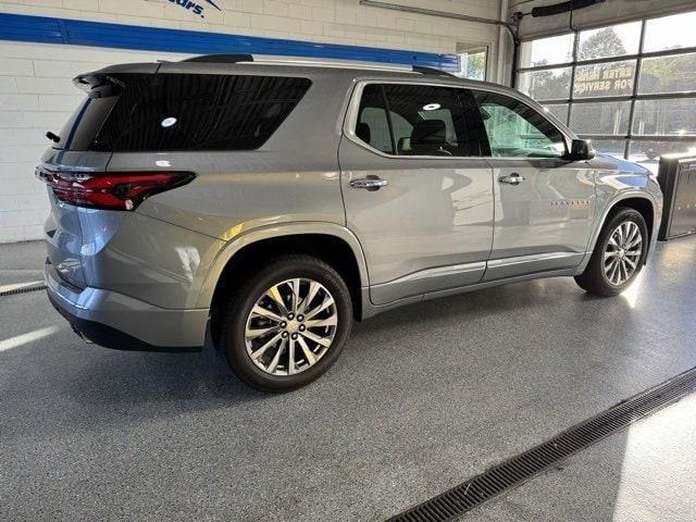used 2023 Chevrolet Traverse car, priced at $33,000