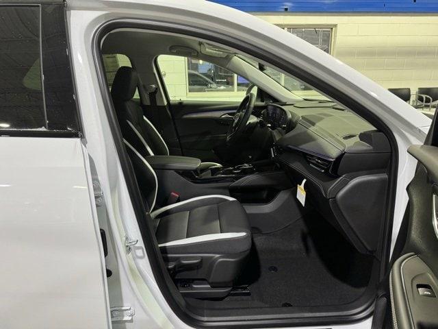 new 2025 Buick Envision car, priced at $37,700