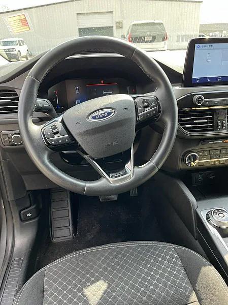 used 2023 Ford Escape car, priced at $22,998