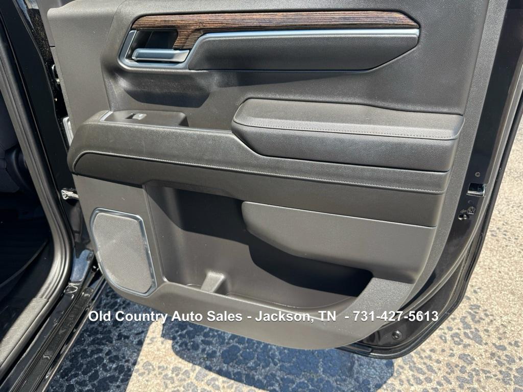 used 2023 GMC Sierra 1500 car, priced at $31,988