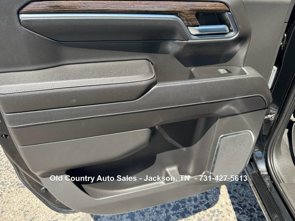 used 2023 GMC Sierra 1500 car, priced at $31,988