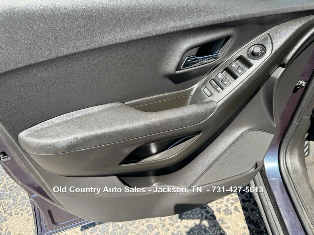 used 2019 Chevrolet Trax car, priced at $10,988