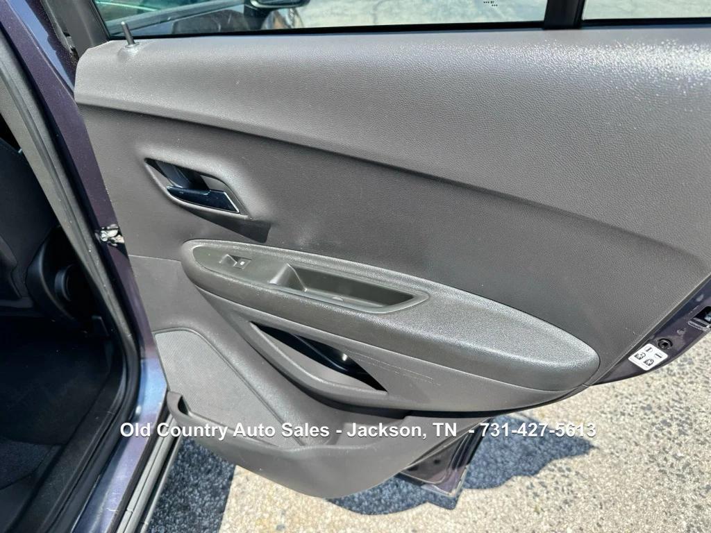 used 2019 Chevrolet Trax car, priced at $10,988